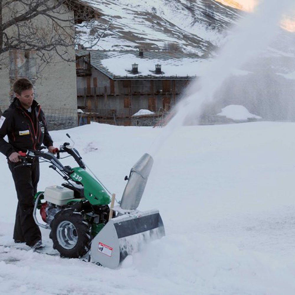 Produktabbildung: Ferrari - Schneefräse 70 cm 2-stufig